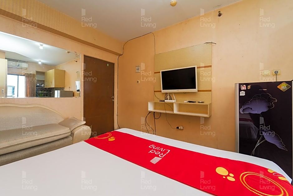 Redliving Apartemen Gateway Cicadas Db Room – Bandung, KY