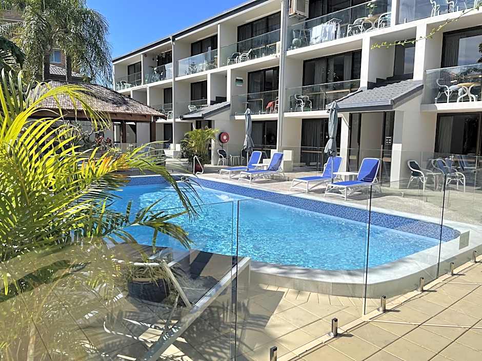 Burleigh Palms Holiday Apartments