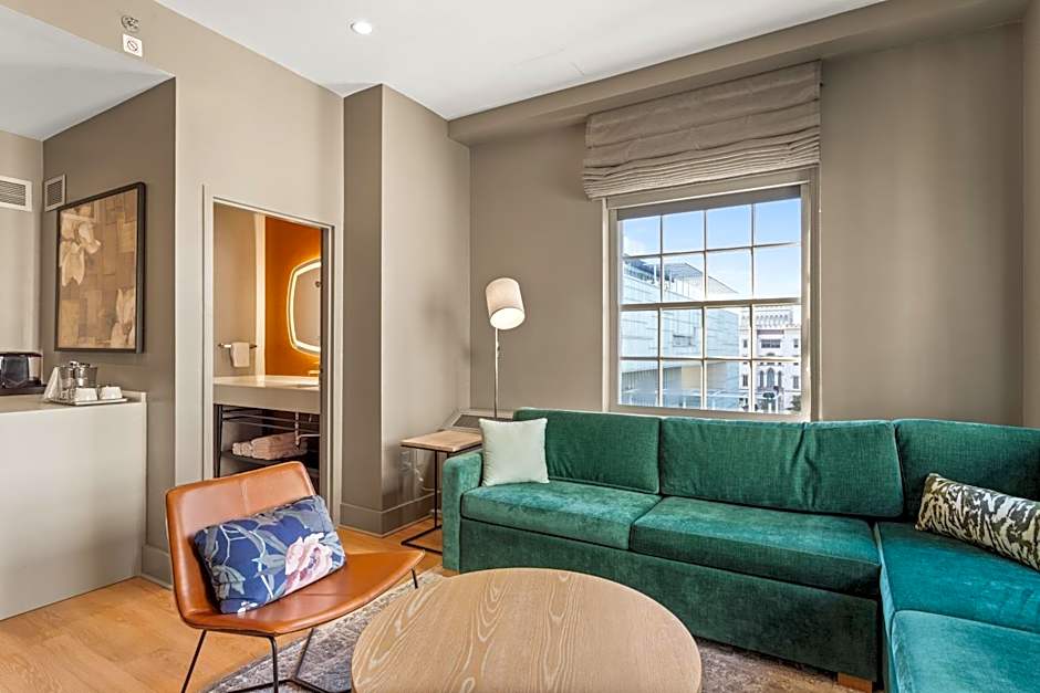 Hotel Indigo Baton Rouge Downtown By IHG