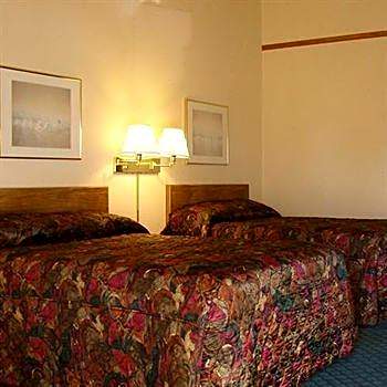 Red Carpet Inn North Chicago