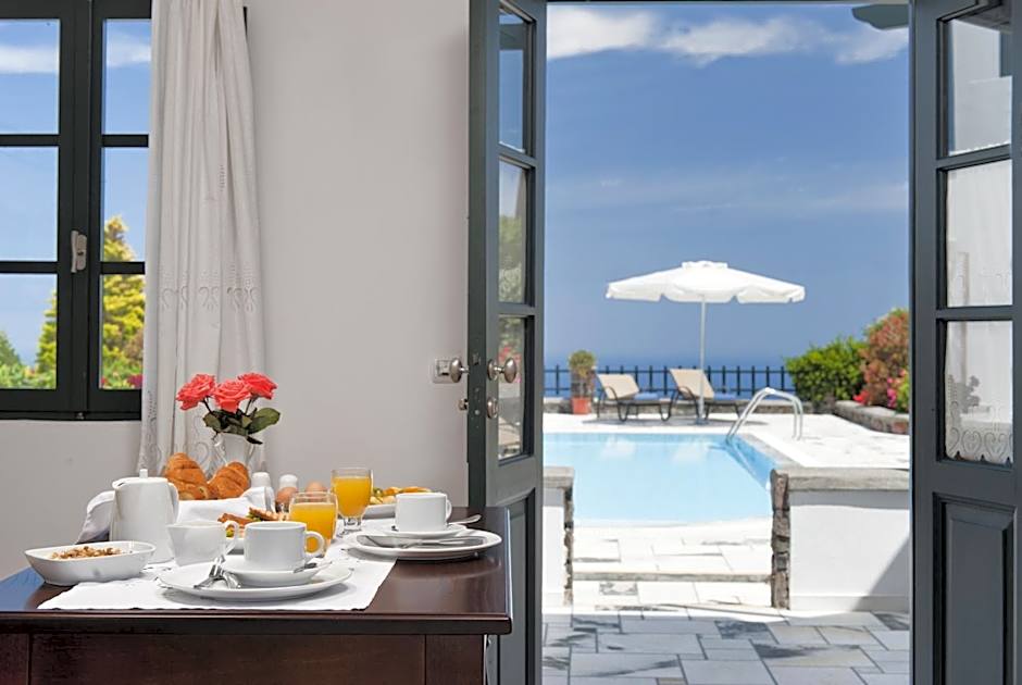 Anthonas Apartments
