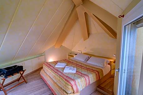 Junior Suite with Balcony