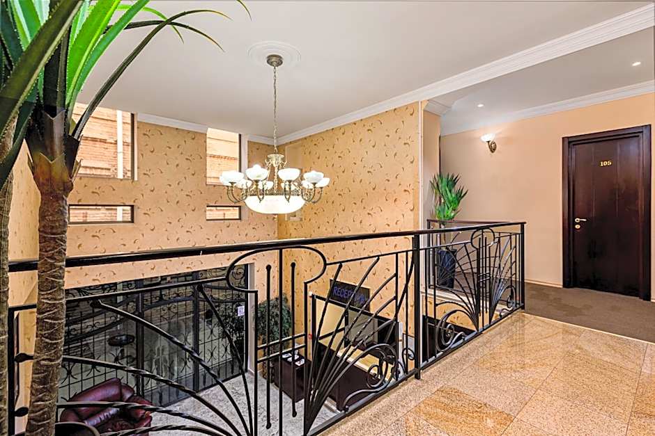 Sharden Hotel