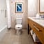 Hampton Inn & Suites Redding