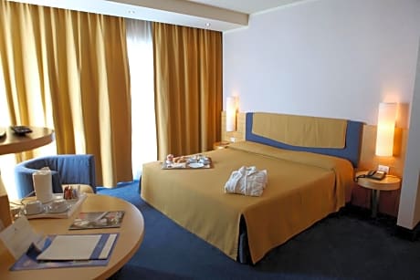 Superior Double Room Balcony with Sea View (1 Adult)