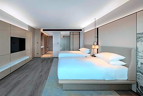 Executive Double Room with Two Double Beds and City View
