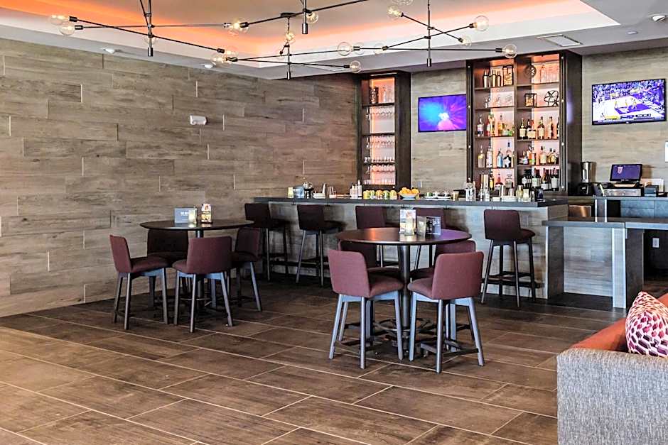 Courtyard by Marriott Lake Jackson