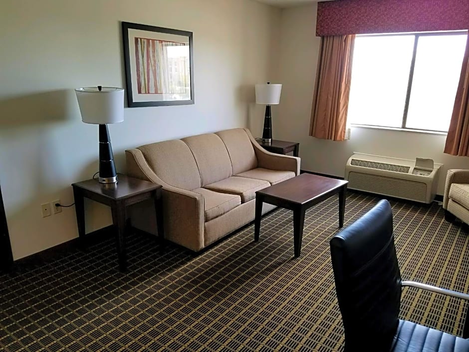 Best Western Plus Eagleridge Inn & Suites