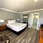 Lone Oak Lodge