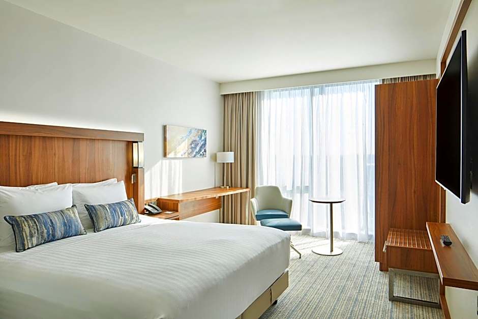 Courtyard by Marriott London Heathrow Airport