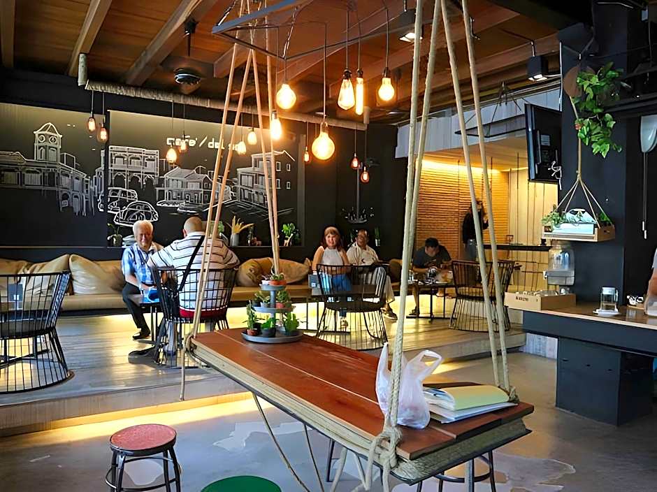 Phuket Sunny Hostel