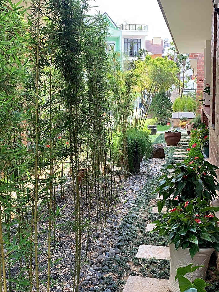 Hoang Loc Villa Hotel