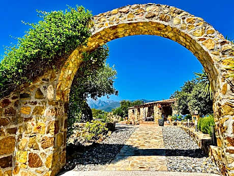 Super cosy house with private pool and amazing view