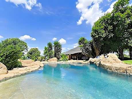 Blue Roan Country Lodge