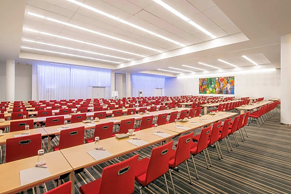 Crowne Plaza Copenhagen Towers By IHG