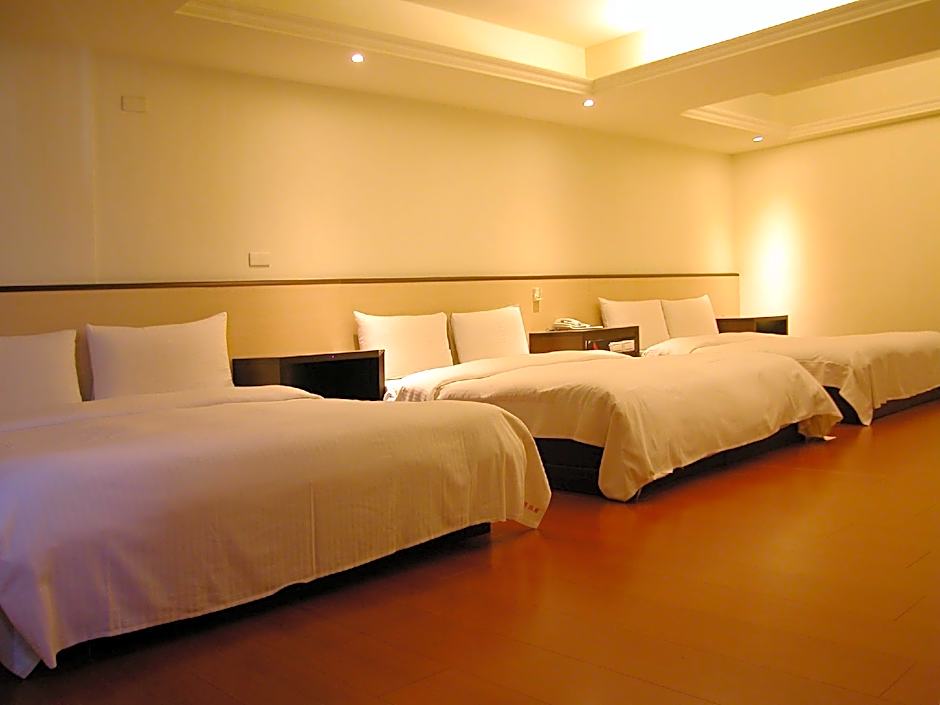 Zaw Jung Business Hotel