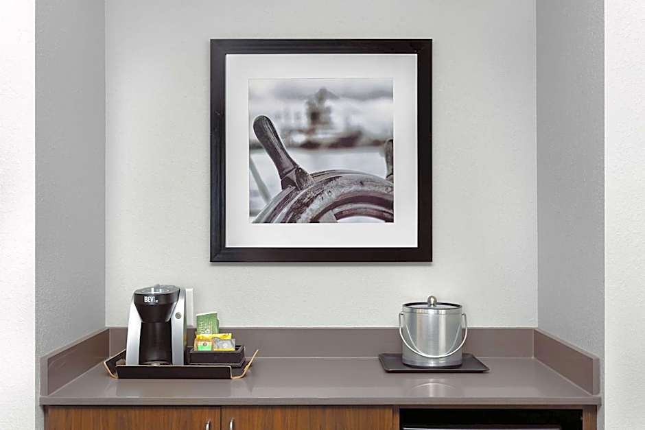 DoubleTree by Hilton Charleston Mount Pleasant