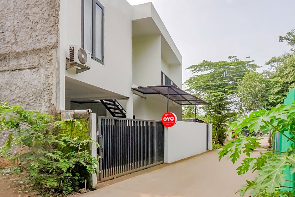 OYO 90220 Pendowo Limo