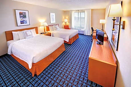 Guest Room 2 Queen
