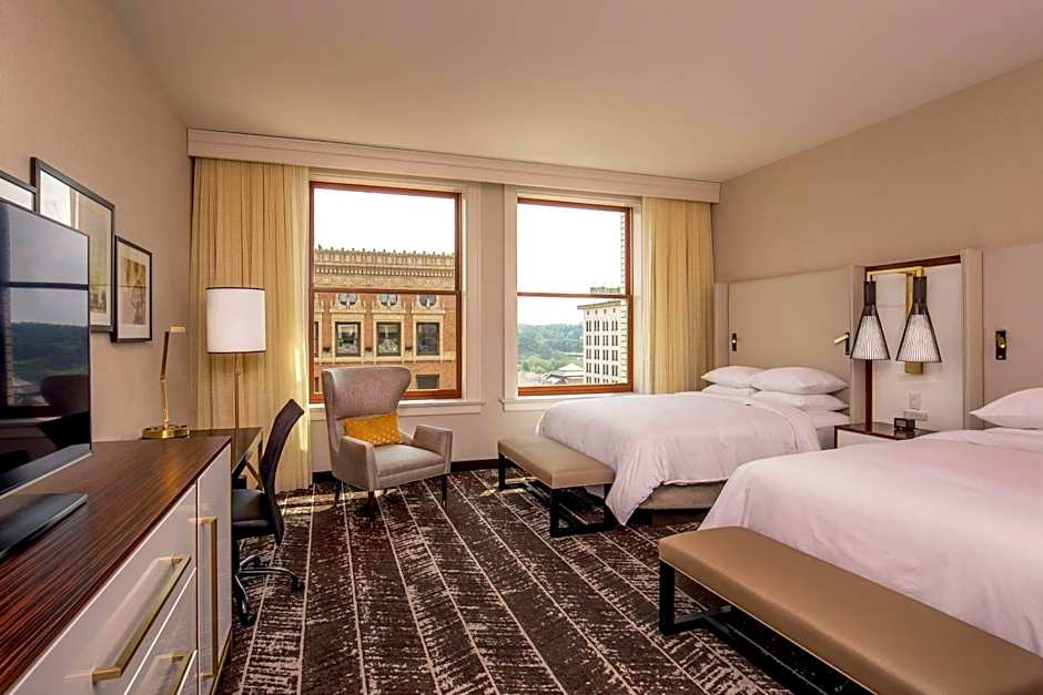 DoubleTree By Hilton Youngstown Downtown