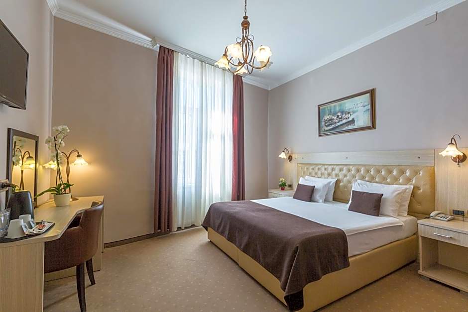 Belgrade City Hotel