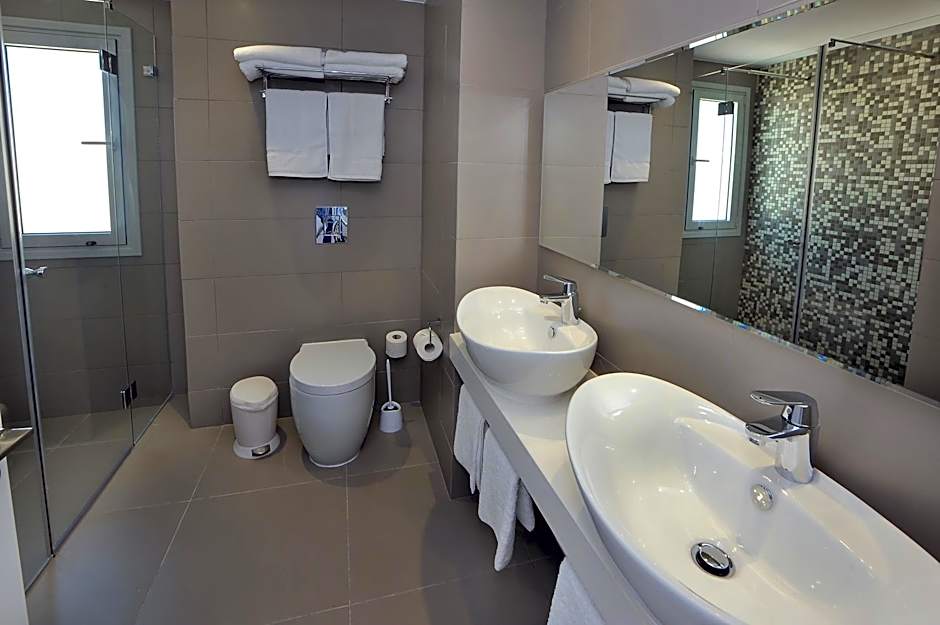 Okeanos Beach Boutique Hotel