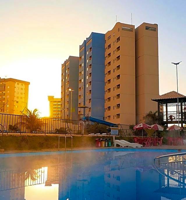 Hotel Golden Dolphin com café da manhã! Piscinas 24h