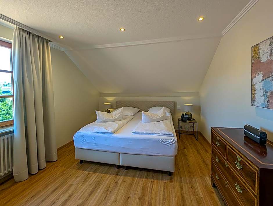 Hotel Restaurant Vinothek LAMM