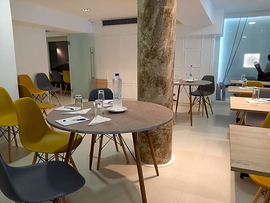 ATHENIAN MONTAZA HOTEL