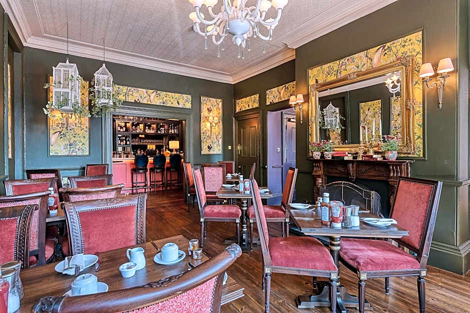 Clementine's Guest House