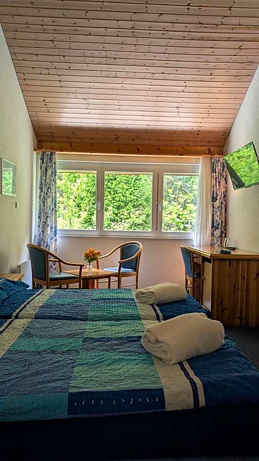 Photo 1 of 4 of 1 Double Bed or 2 Beds