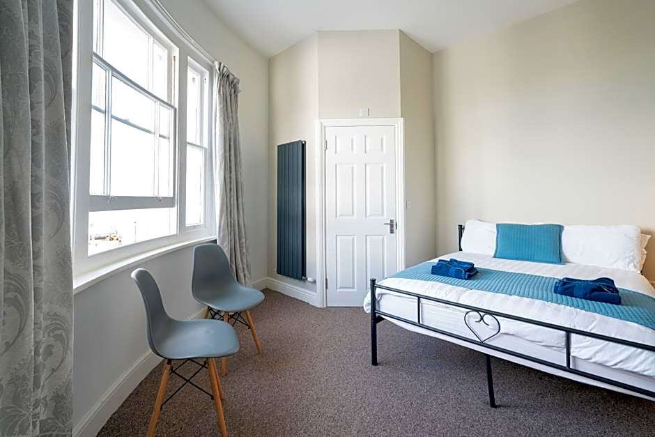 The Veteran Hotel & Bar