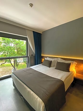 Double Room with Garden View