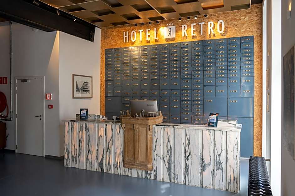 Hotel Retro