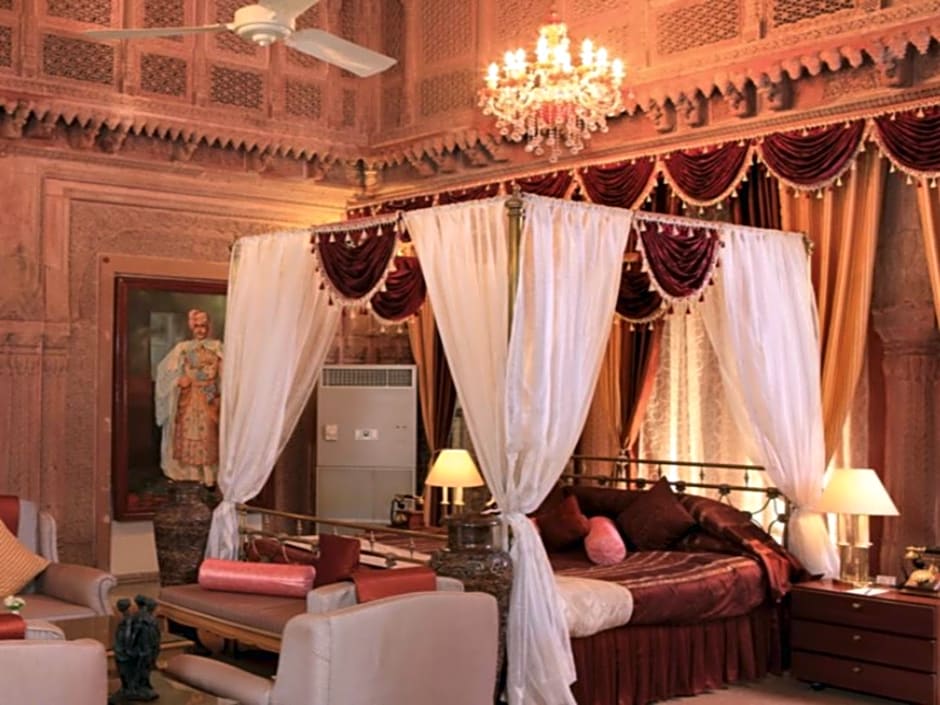 The Laxmi Niwas Palace