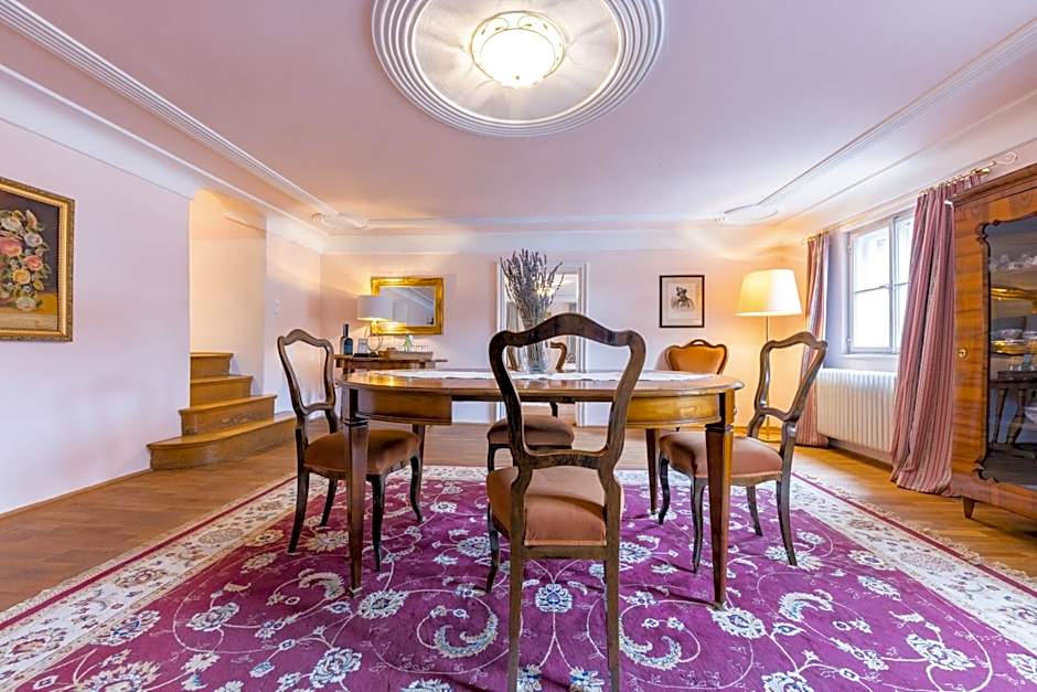 Der Schlosswirt zu Anif - Biedermeierhotel und Restaurant