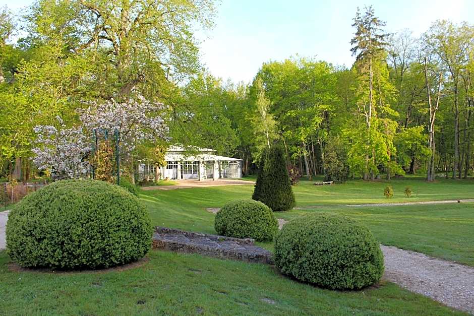 Château de la Cour Senlisse