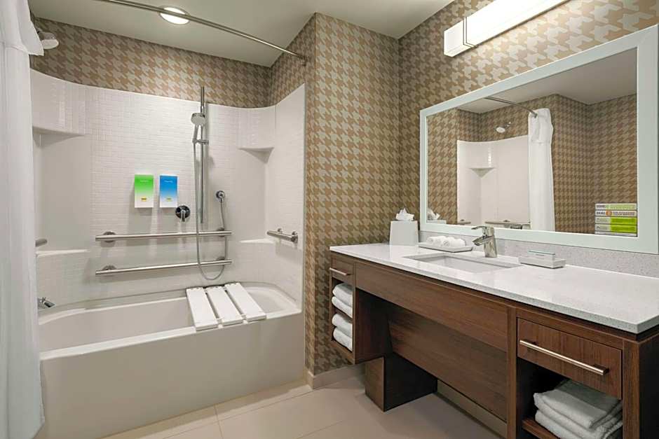 Home2 Suites by Hilton Sarasota - Bradenton Airport, FL