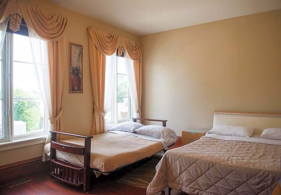 JstLikeHome - Luxury Mansion & Guesthouse