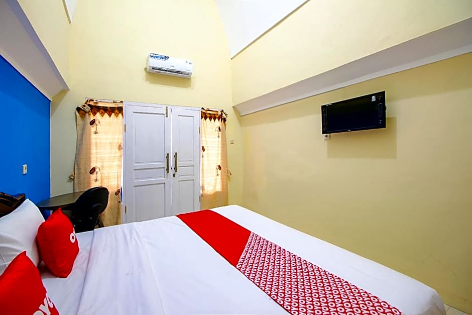 OYO 1643 Grand Monica