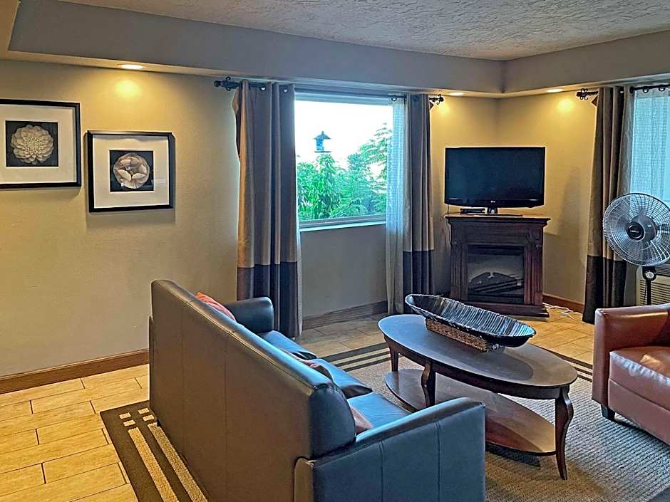 Quality Inn Clinton North