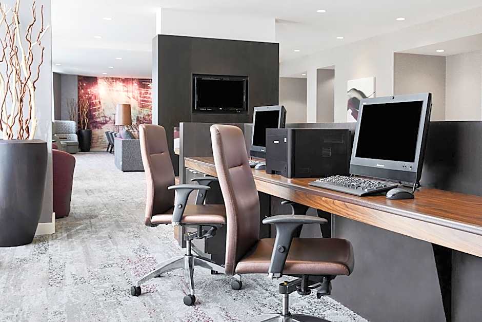 Courtyard by Marriott Newark Downtown