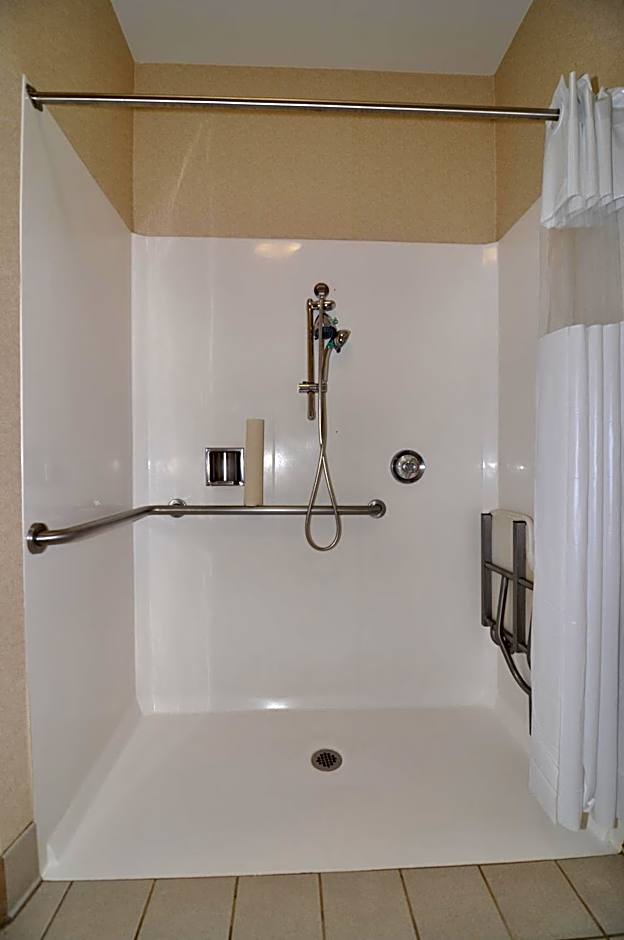 THE ATRIUM HOTEL - SFO AIRPORT FREE! - Shuttle Bus - Parking - WIFI