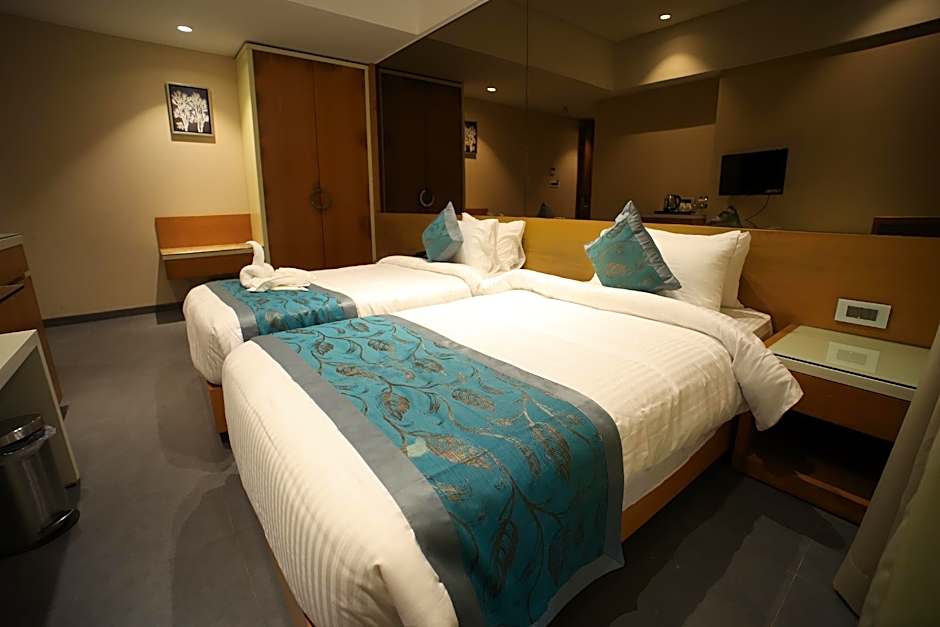 The Byke Delotel - Borivali