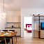 ELECTRIC Rooms & Suites