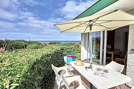 Bungalow with Sea View