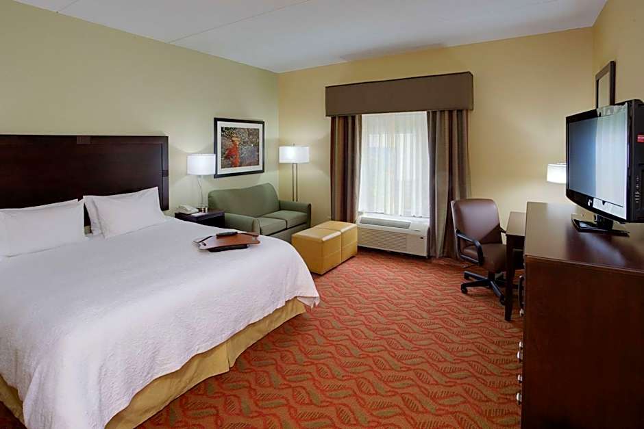 Hampton Inn By Hilton Auburn
