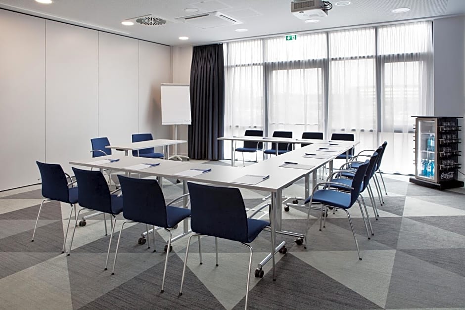 Holiday Inn Express Darmstadt By IHG