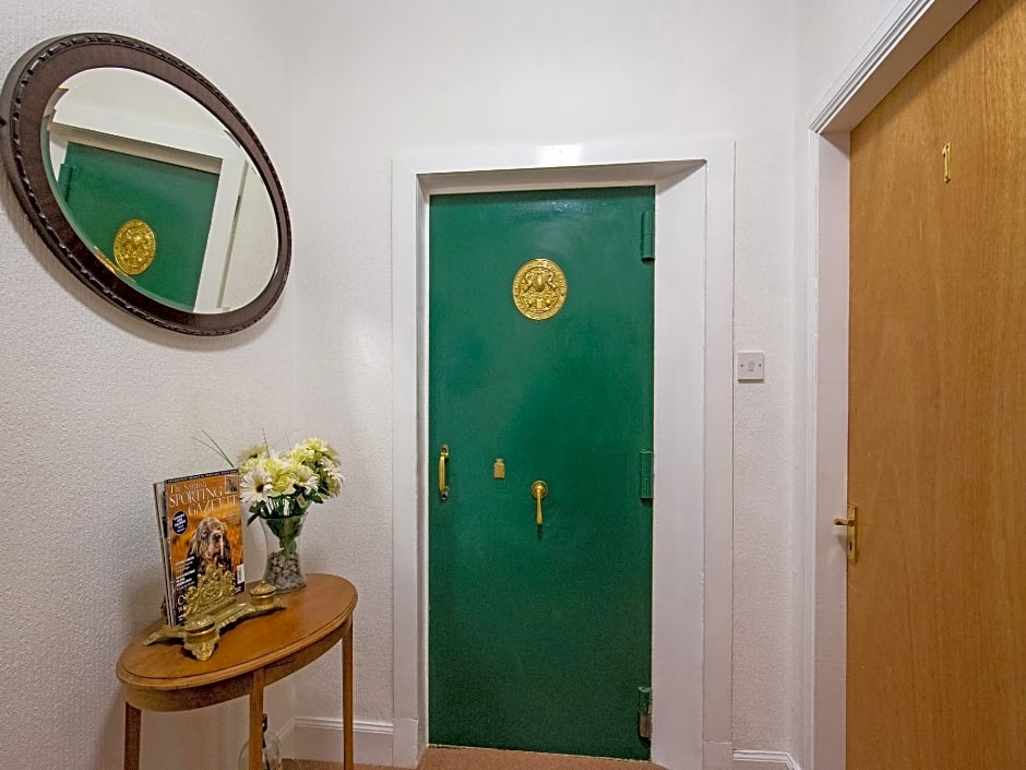 OYO Eastbank Hotel, Speyside Scotland