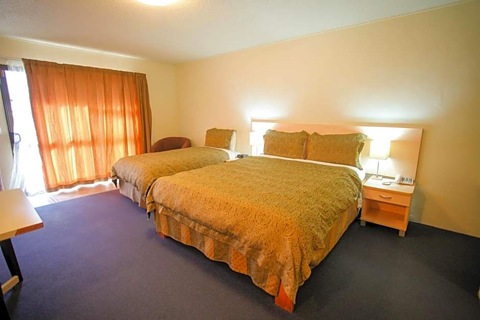 Photo 1 of 4 of Superior 2 Beds, Accessible, Jetted Tub